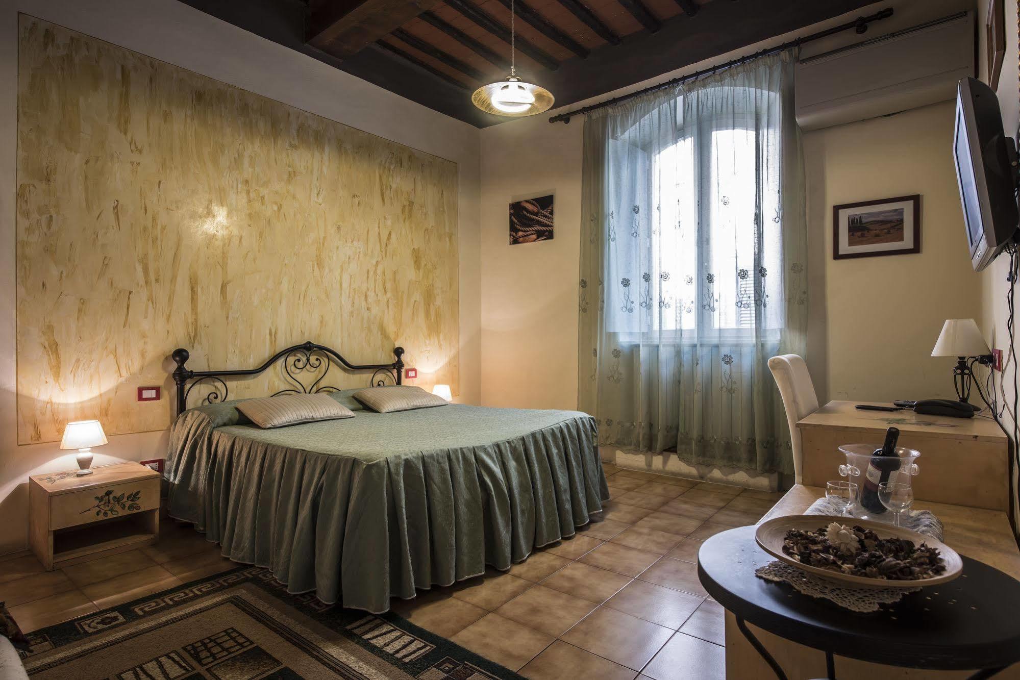 Residenza D'Epoca Locanda Di San Martino Сиена Екстериор снимка