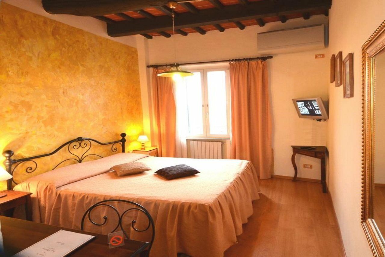 Residenza D'Epoca Locanda Di San Martino Сиена Екстериор снимка